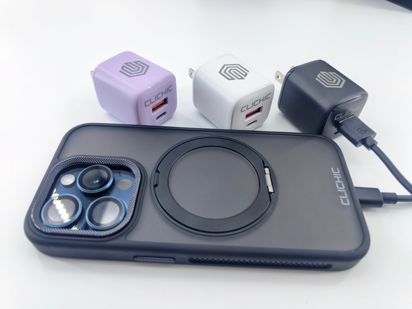 CLICHIC 33W GaN USB-C & USB A Fast Charge